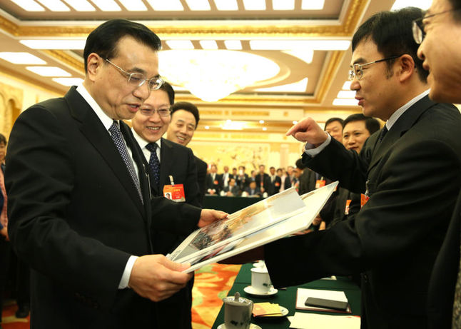 李克強:今年財政政策或比政府工作報告中表述更積極