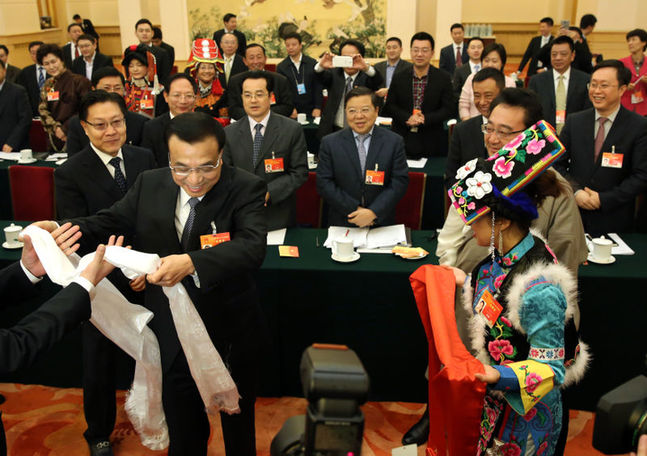 李克強:今年財政政策或比政府工作報告中表述更積極