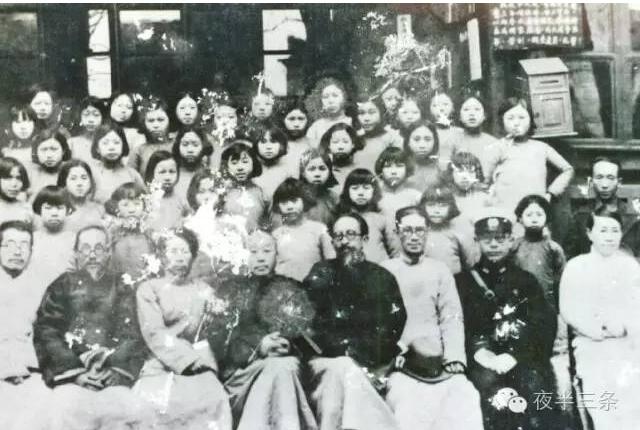 “紀(jì)念建黨95周年”：救國(guó)運(yùn)動(dòng)從夢(mèng)草公園開(kāi)始