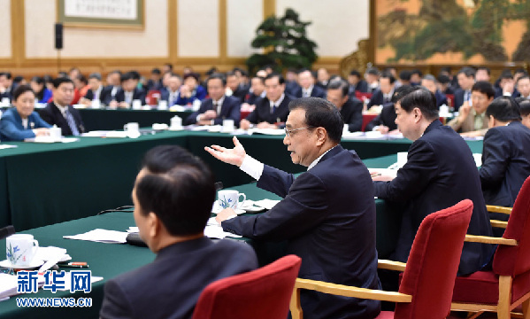 李克強(qiáng)：加快新舊動(dòng)能接續(xù)轉(zhuǎn)換 促進(jìn)中國(guó)經(jīng)濟(jì)穩(wěn)增長(zhǎng)增效益上水平