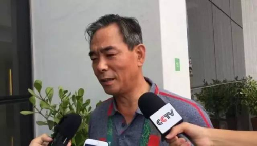 在奧運(yùn)村閑逛能遇到誰(shuí)？ 寧澤濤溜達(dá)似“老干部”