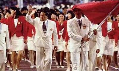 “西紅柿炒雞蛋”入場(chǎng)服火了！ 中國(guó)隊(duì)竟然穿了三屆奧運(yùn)