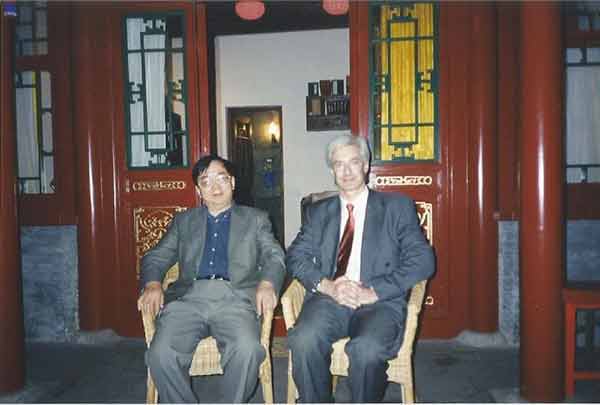 【老外談】回望中國(guó)改革開放40年之二十四：重新思考泡沫增長(zhǎng)的代價(jià)