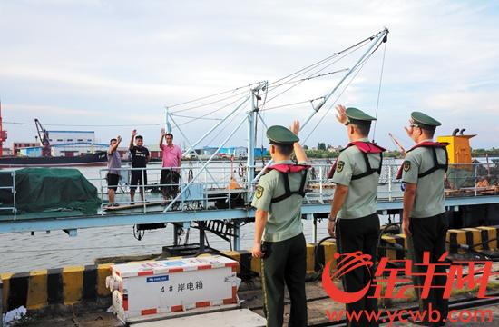 【中國(guó)夢(mèng)·踐行者】退伍不褪色！ 他們?cè)谛聧徫辉倭⑿鹿?/></p>

<p align=