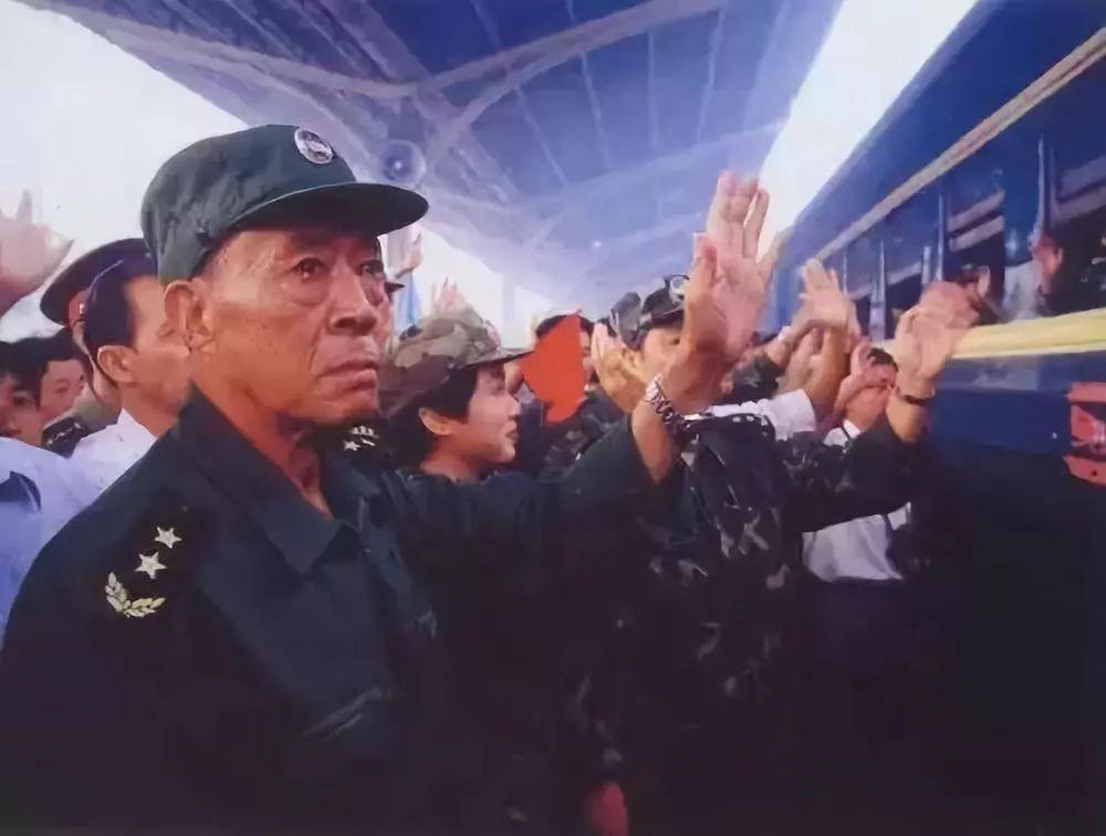 【我和軍隊的不解之緣】你是人間的大英雄！