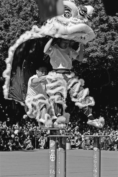 快樂(lè)吉祥過(guò)大年
