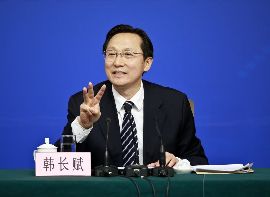 農(nóng)業(yè)部長韓長賦等就“轉(zhuǎn)方式調(diào)結(jié)構 加快發(fā)展現(xiàn)代農(nóng)業(yè)”答記者問