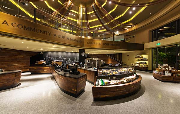 星巴克中國(guó)第四家旗艦店入駐上海迪斯尼樂(lè)園