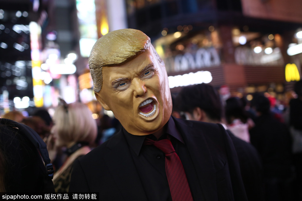 當(dāng)美國大選遇上萬圣節(jié) 盤點節(jié)日期間的“特朗普希拉里”