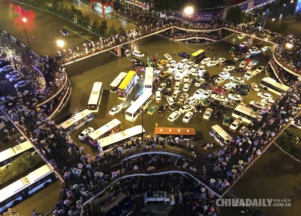 中國日報(bào)2016年度國際傳播圖片