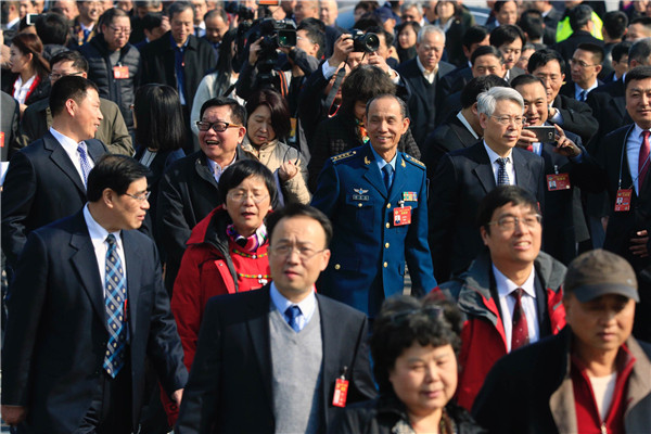 全國政協(xié)十二屆五次會(huì)議在京開幕
