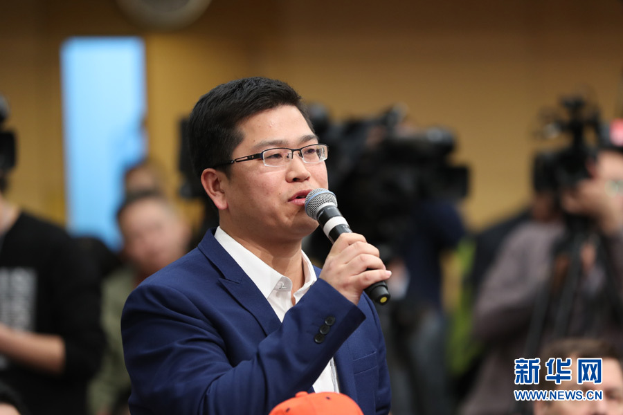 河南報(bào)業(yè)記者提問
