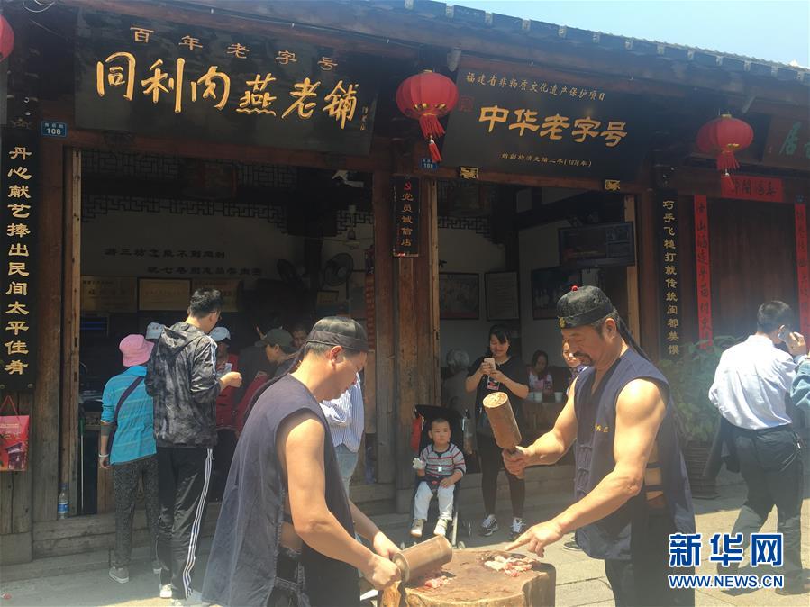老字號“匠心”之美——勞動節(jié)尋找中國百年“質(zhì)”造的底蘊(yùn)