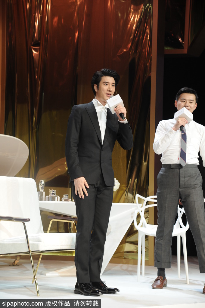 王力宏欲嘗試做導(dǎo)演 現(xiàn)場感恩愛人的支持