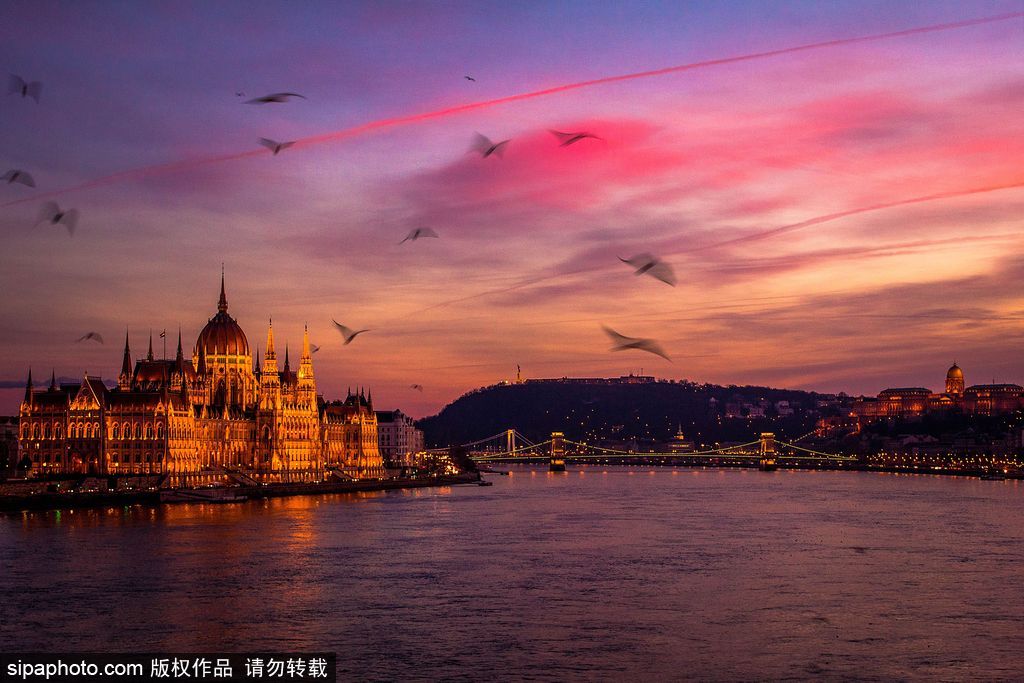 沐浴在落日余暉中 盡享全球最美落日美景