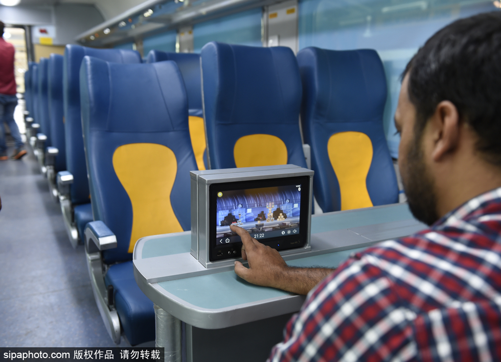 告別掛票？印度“光輝特快”列車將在新德里投入運(yùn)營(yíng)