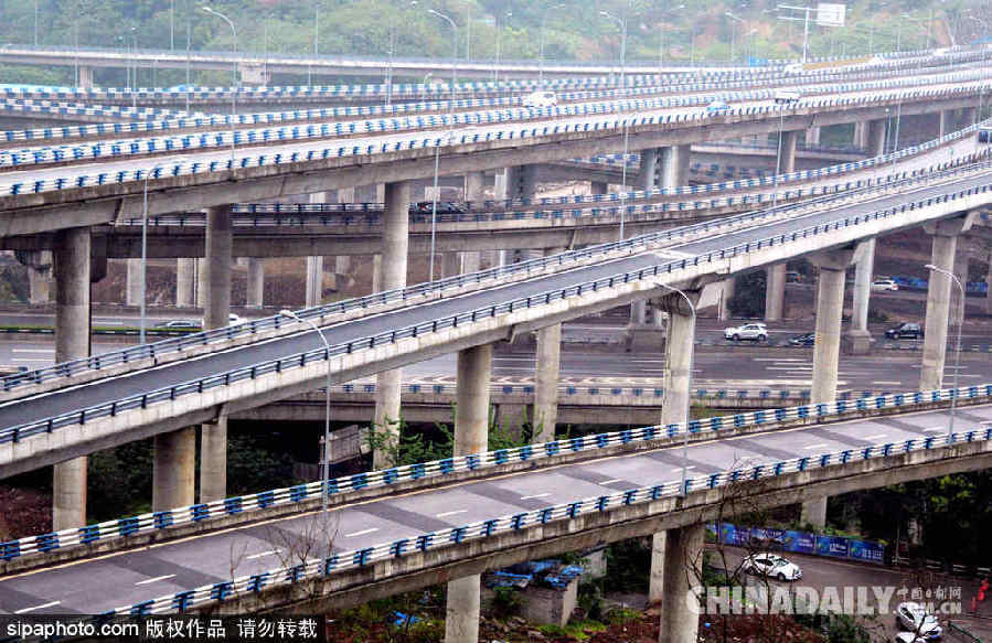 導(dǎo)航看哭車(chē)主看暈！重慶最復(fù)雜立交橋壯觀無(wú)比