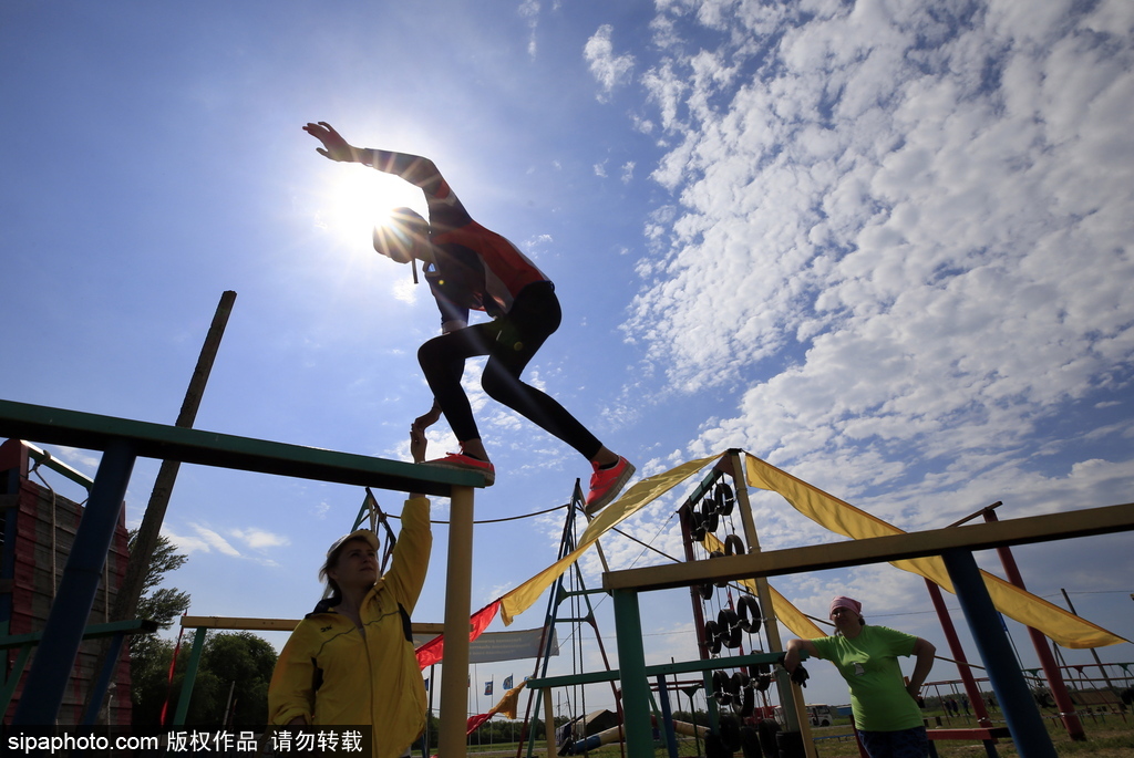 戰(zhàn)斗民族萌娃不簡單 俄羅斯緊急情況部組織兒童夏令營
