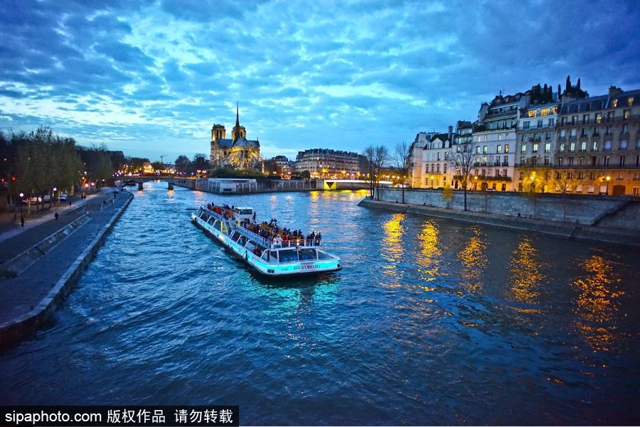 天氣太熱為眼睛“降溫” 冷色調(diào)大片帶你領(lǐng)略世界美景