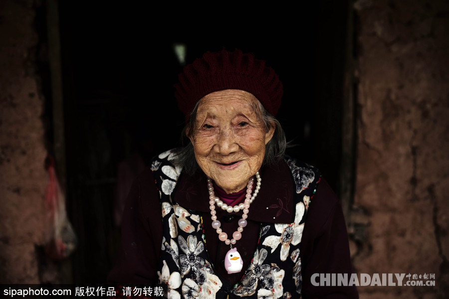 重慶大足:103歲獨居老人的生活