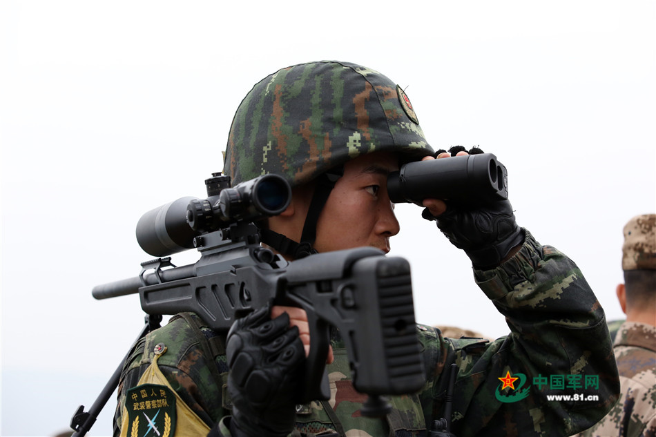 戰(zhàn)場(chǎng)無亞軍 武警官兵三峽腹地上演現(xiàn)實(shí)版“絕地求生”