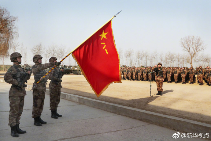 中央軍委首次舉行開訓動員大會 習近平向全軍發(fā)布訓令