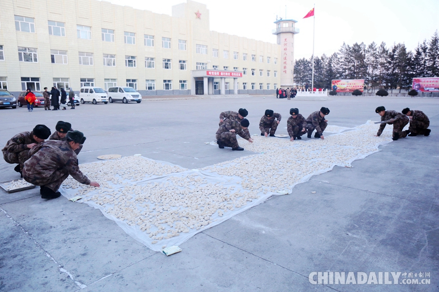 雪域邊關(guān)“新春餃子”進(jìn)軍營 -27℃“天然冰柜”分分鐘速凍