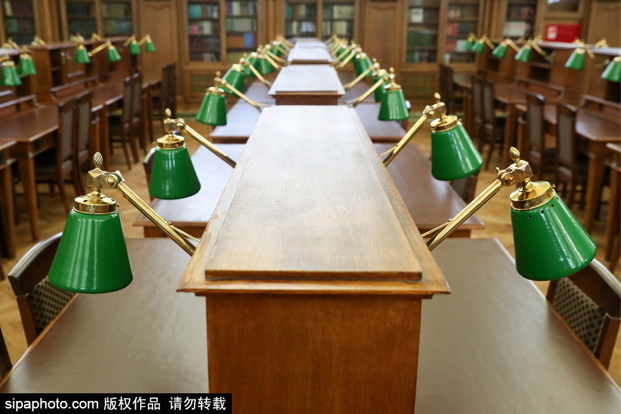 整齊劃一充滿藝術(shù)氣息 俄羅斯國立圖書館閱讀室翻新