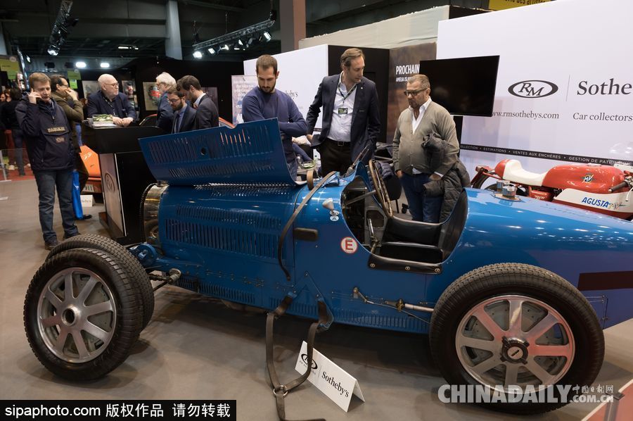 2018巴黎老爺車(chē)展開(kāi)幕 經(jīng)典老車(chē)演繹傳奇