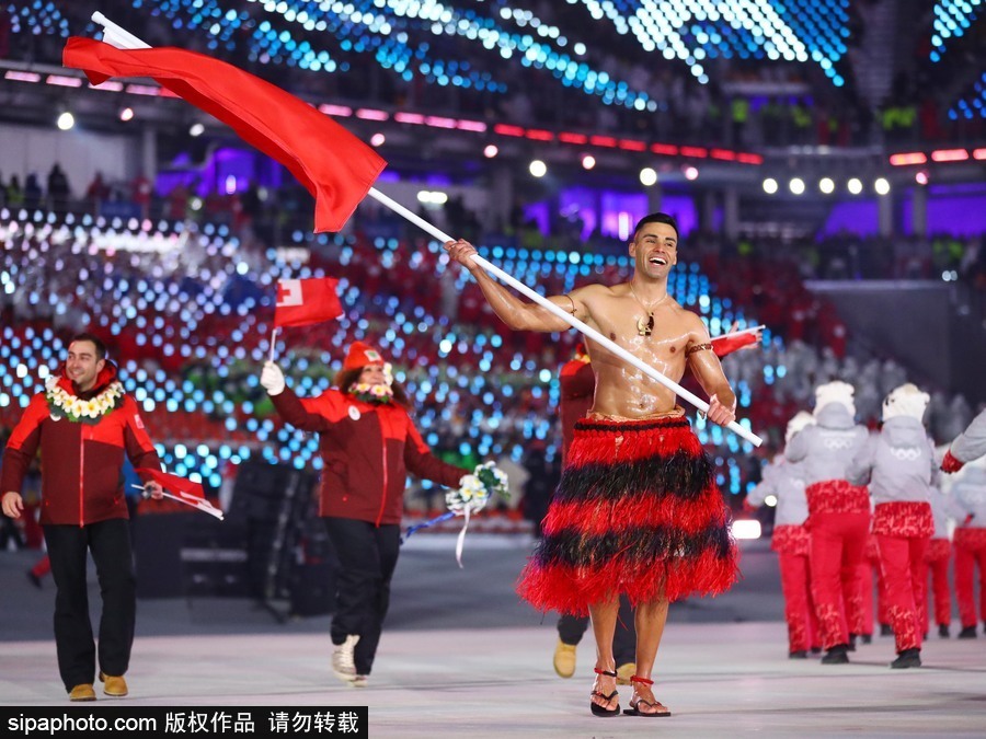 冰雪運(yùn)動(dòng)魅力無(wú)限！盤(pán)點(diǎn)平昌冬奧會(huì)開(kāi)幕式上那些“特殊”參賽國(guó)