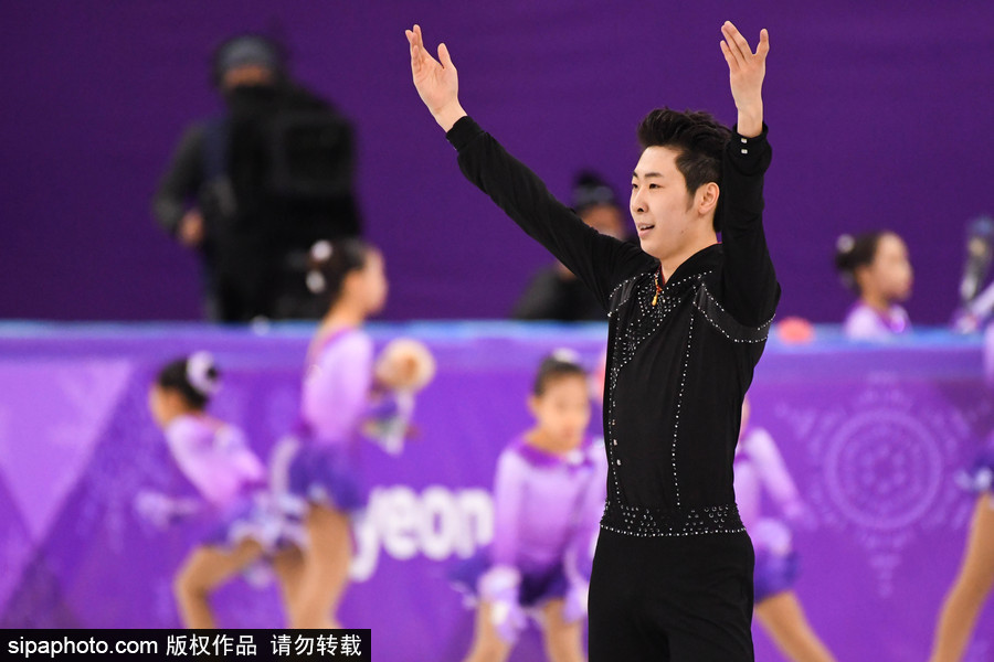 2018平昌冬奧會(huì)：花樣滑冰男子短節(jié)目 中國(guó)選手金博洋亮相