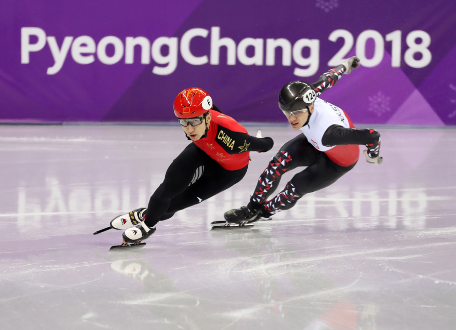 平昌冬奧會(huì)短道速滑男子500米預(yù)賽舉行 中國(guó)選手獲得小組第一晉級(jí)1/4決賽