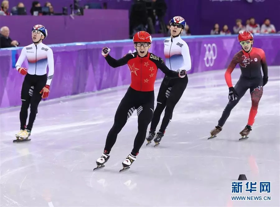 武大靖，征服世界的男子！外媒：表現(xiàn)堪稱完美！丨外媒說