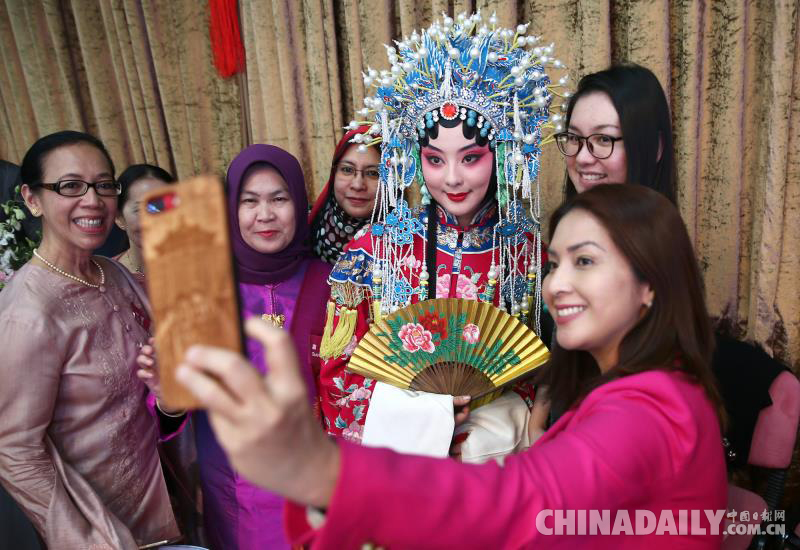 北京市婦聯(lián)舉辦國際婦女節(jié)中外婦女聯(lián)誼會