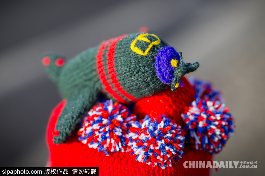 英國皇家空軍百年紀(jì)念 毛線版飛機造型多樣呆萌可愛