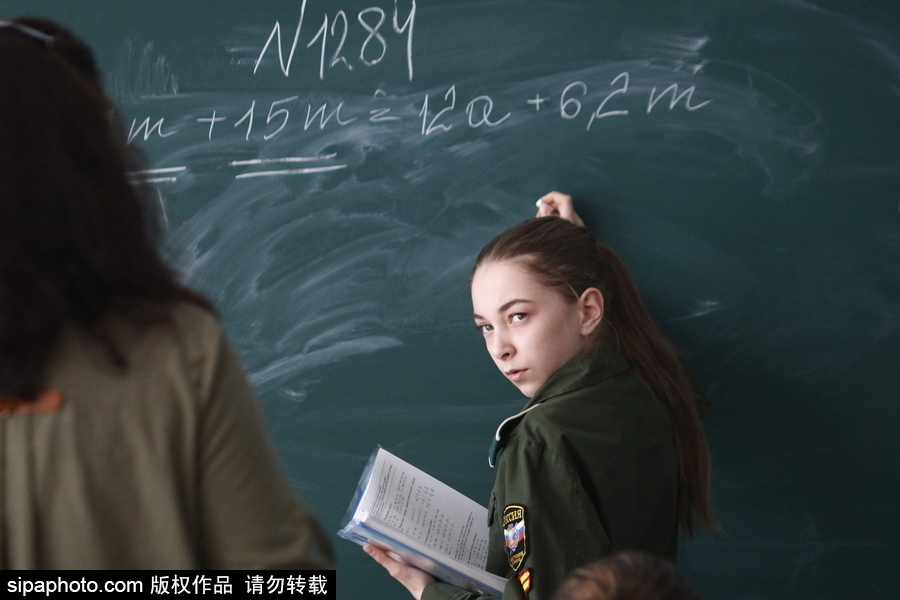 揭秘戰(zhàn)斗民族未來(lái)“警察”生活 走進(jìn)尼古拉斯二世少年警官學(xué)校