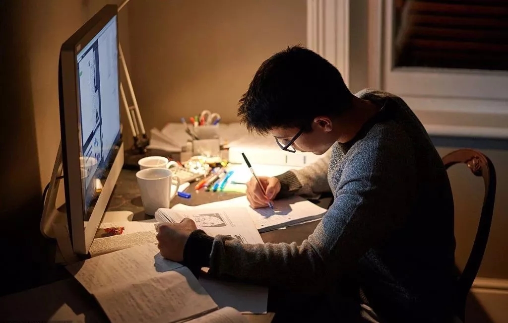 承認(rèn)吧，你只是假裝很努力！Are you really trying hard?