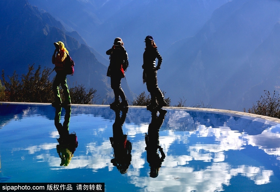 藍(lán)天白云刷屏！盤點(diǎn)風(fēng)清日朗的絕美風(fēng)光 為眼睛降溫