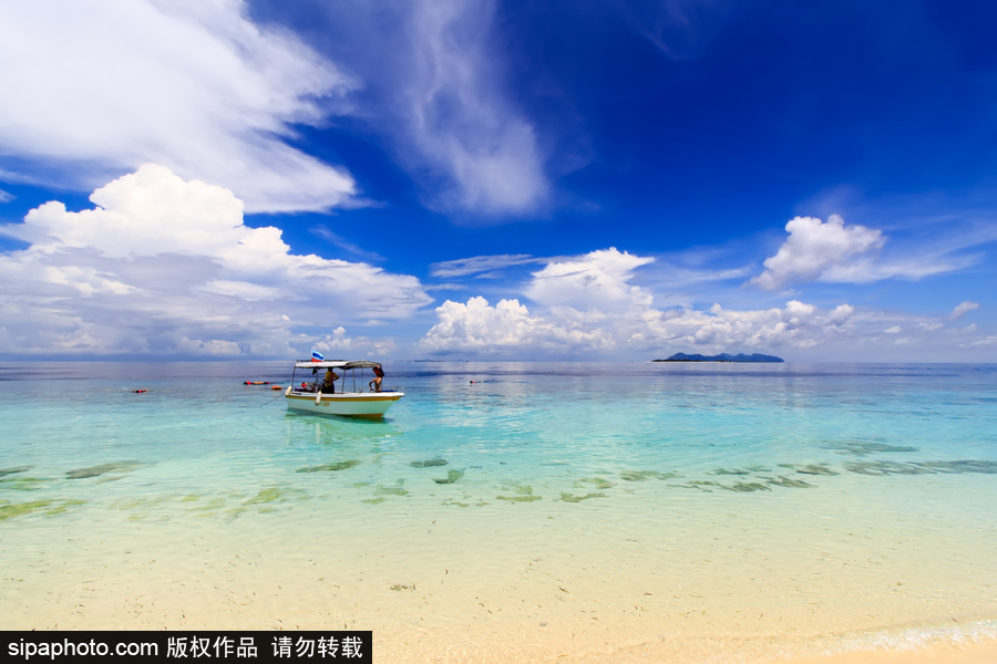 藍(lán)天白云刷屏!盤點(diǎn)風(fēng)清日朗的絕美風(fēng)光 為眼睛降溫