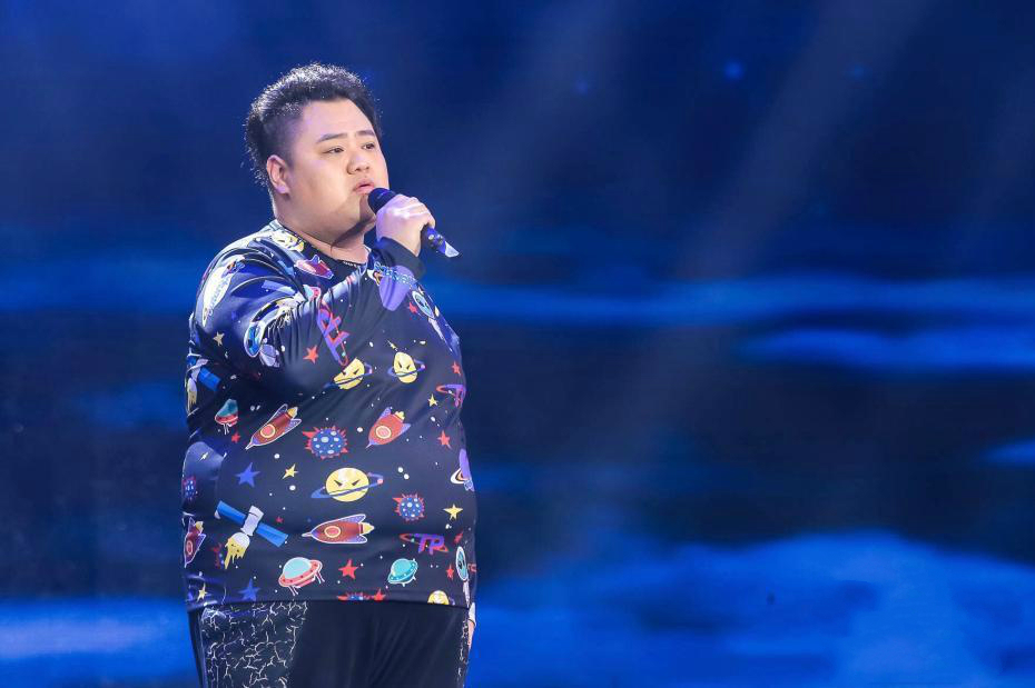 山西胖小伙為父狂減肥，11個月暴瘦173斤！