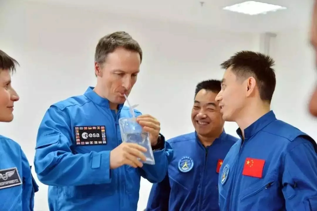 英媒：歐洲宇航員為什么開(kāi)始苦練中文？答案竟然是……丨外媒說(shuō)