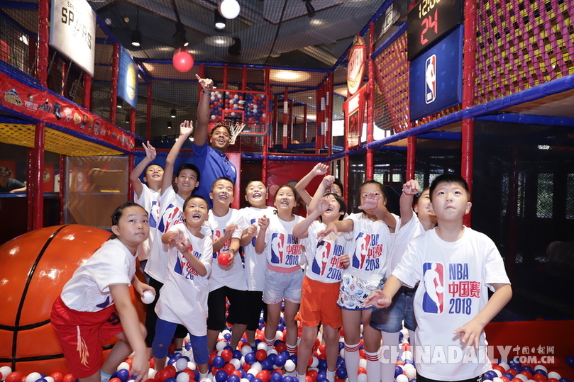 NBA中國(guó)賽腳步臨近，2017 NBA選秀狀元富爾茨現(xiàn)身上海