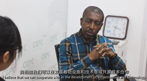 【“一帶一路”國(guó)家記者看中國(guó)】加納記者：中國(guó)幫我們國(guó)家修建鐵路