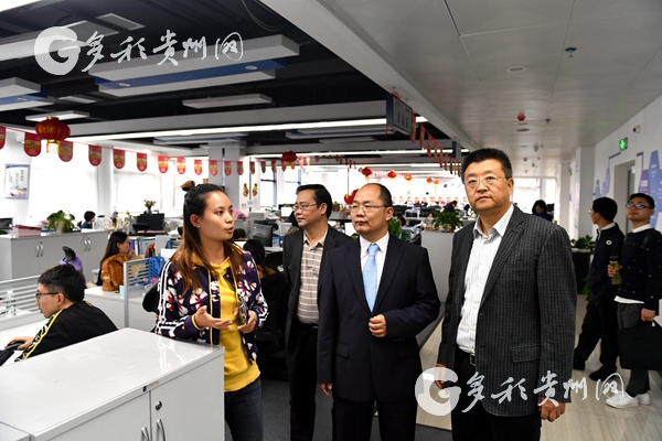 【領(lǐng)航新征程】宣講員來到網(wǎng)站里 不忘初心添動力