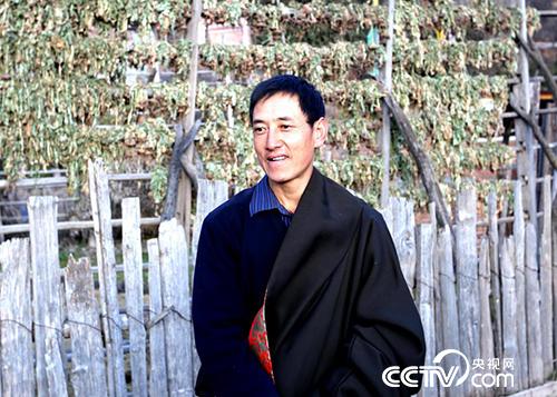 【學(xué)習(xí)十九大 奮進(jìn)新時(shí)代】甘南迭部：“旅游中轉(zhuǎn)站”奏起生態(tài)保護(hù)奔小康協(xié)奏曲